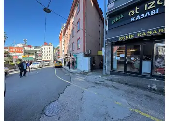 ALTIN EMLAK GİRESUN'DAN DEBBOYDA 8 M2 KİRALIK DEPO